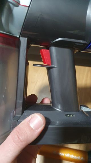 Dyson V8 + Accesorios