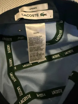 Gorra Lacoste Diseño Geométrico Azul/Gris