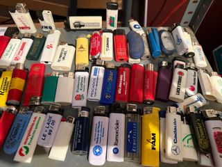 Lote de mecheros antiguos