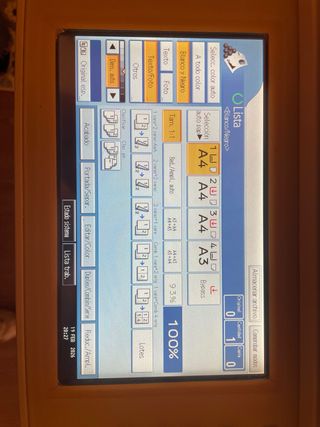 Fotocopiadora Ricoh Beige