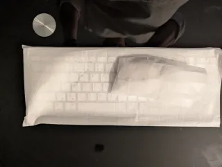 Teclado y Ratón Inalámbricos ultra finos.