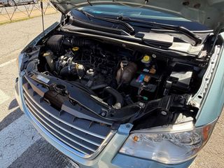 Coche adaptado personas movilidad reducida