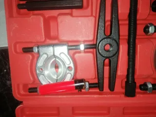 Útil para desmontar rodamientos del cigüeñal.