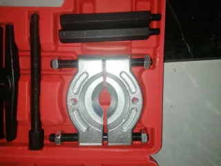 Útil para desmontar rodamientos del cigüeñal.