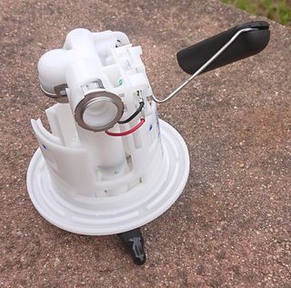 Bomba Combustible Honda CBR 125R JC39 07-10