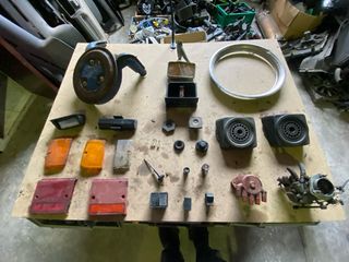 Peças Fiat 127 MK2, carburador, farolim, botões, c