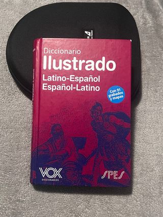 Diccionario Latín-Español Vox. Como nuevo.
