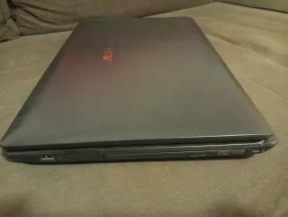 Portátil Asus Negro/Rojo