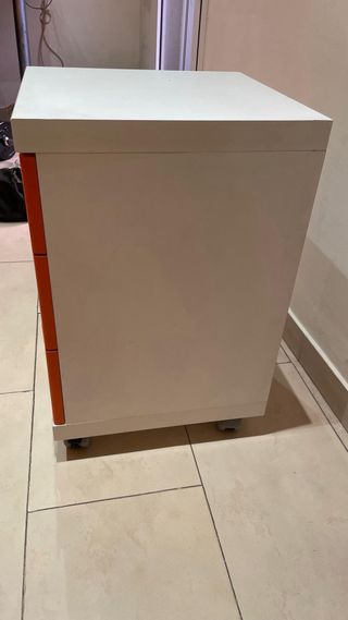 Litera Abatible + Mueble de cajones + Estanteria