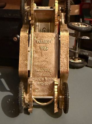 Coches de juguete antiguos