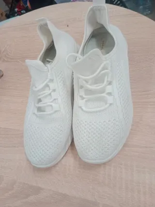 Zapatillas blancas (2 pares)