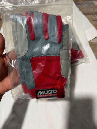 Guantes Musto Performance grises y rojos L