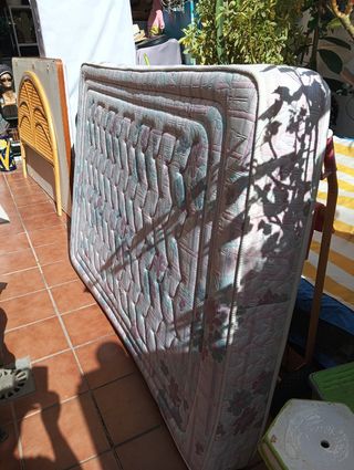 Cama 1.35: Colchón, Somier y Cabecero