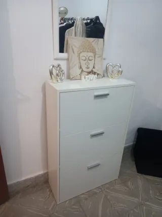 Zapatero Blanco con Espejo