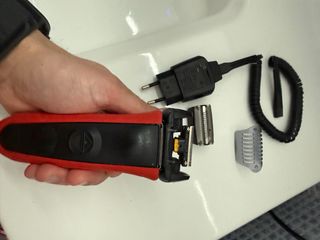 Braun Maquina Afeitar WaterFlex Wet&Dry Roja