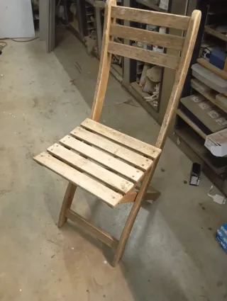 Silla de madera plegable