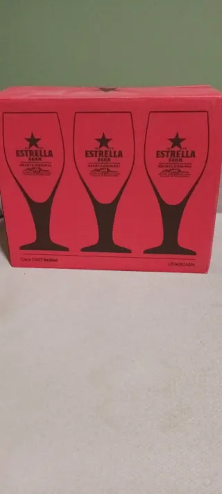 Lote 12 copas y 6 vasos Estrella Damm y El Águila