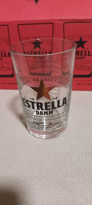 Lote 12 copas y 6 vasos Estrella Damm y El Águila
