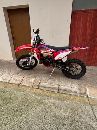 Beta RR 300 Enduro Moto