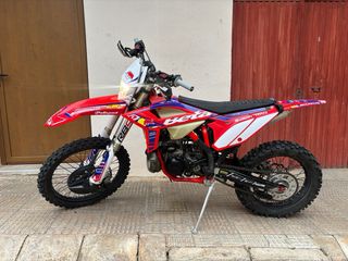 Beta RR 300 Enduro Moto