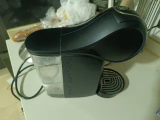 Cafetera Dolce Gusto Genio Touch S garantía 1 año.