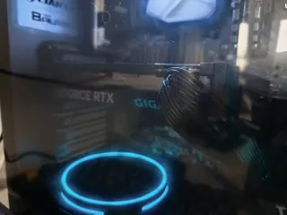 Gigabyte RTX 4060 Tarjeta Gráfica