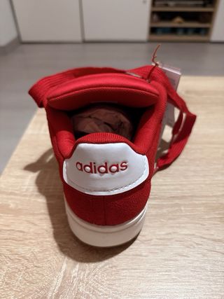 Adidas Grand Court Alpha 00s – Rojo/Blanco