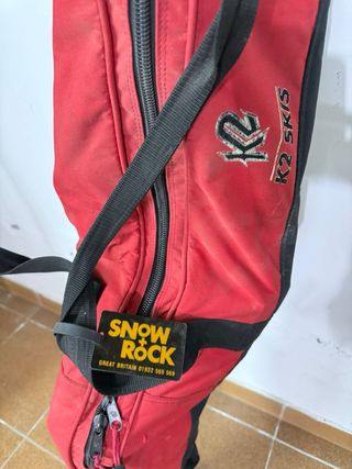 Juego de esquís K2 y Head con bastones