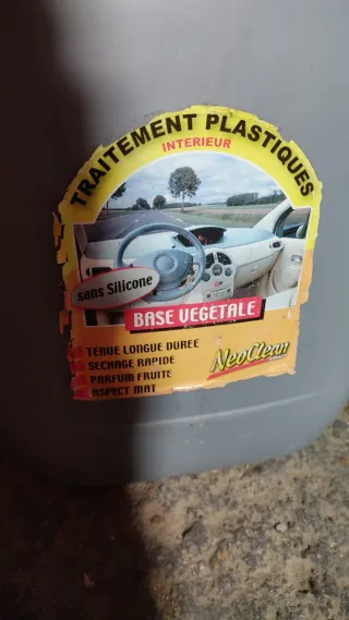 Liquido para  limpieza automovil