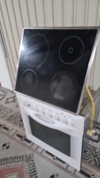 Vitrocerámica y horno Edesa