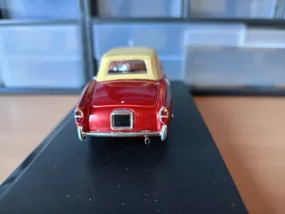 Fiat 1100 TV escala 1/43