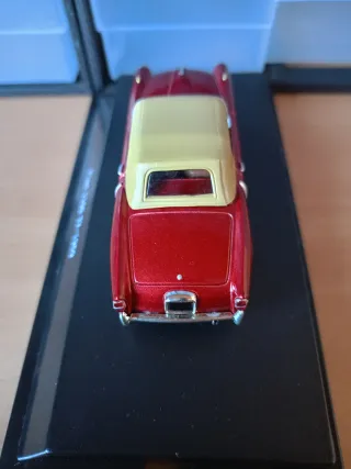 Fiat 1100 TV escala 1/43
