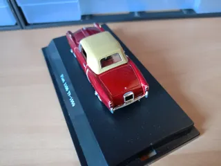 Fiat 1100 TV escala 1/43