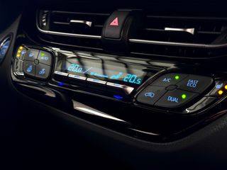 Toyota C-HR 2.0 180H Advance Luxury