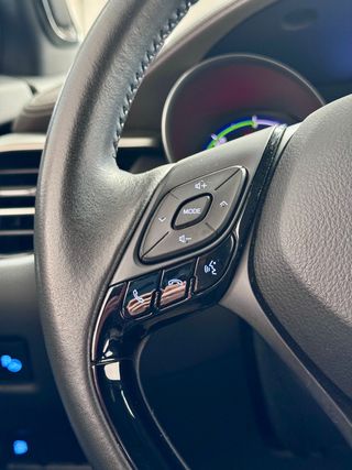Toyota C-HR 2.0 180H Advance Luxury