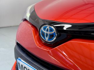 Toyota C-HR 2.0 180H Advance Luxury