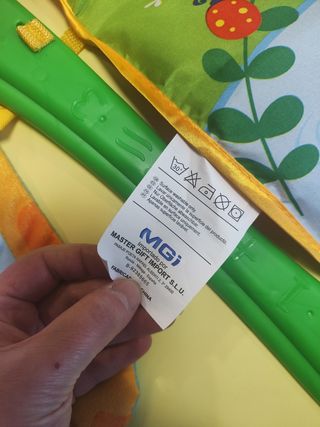 Gimnasio y mantita para bebés con animales