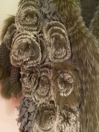 Abrigo Piel y Punto verde oliva