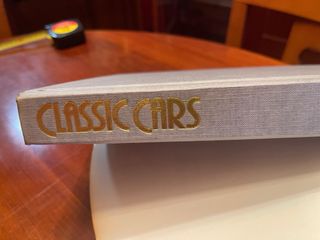 Libro “Classic Cars”
