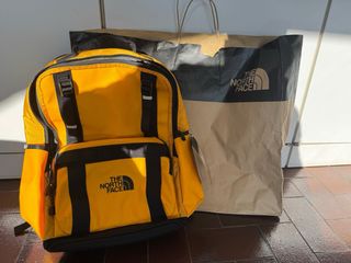 Zaino The North Face Giallo Nuovo