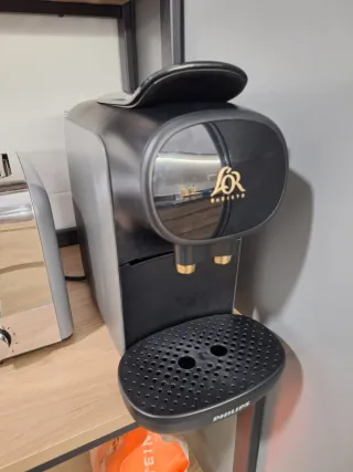 Cafetera Cápsulas LOR