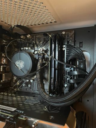 PC Gaming / Alto Rendimiento – i7 + RTX 3060 12GB