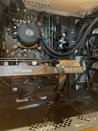 PC Gaming / Alto Rendimiento – i7 + RTX 3060 12GB