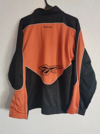Sudadera Reebok Negra y Naranja