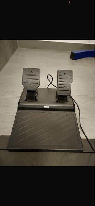 Volante y pedales Hori Pro Deluxe Nintendo Switch/