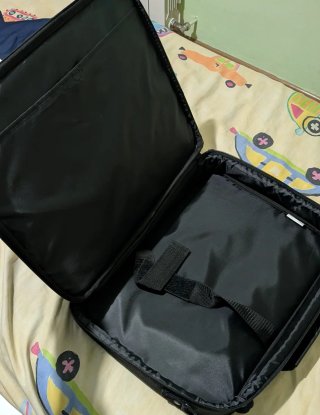 Packard Bell Ordenador Portátil + cargador y funda