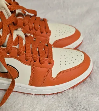 Nike air Jordan 1 Mid