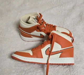 Nike air Jordan 1 Mid