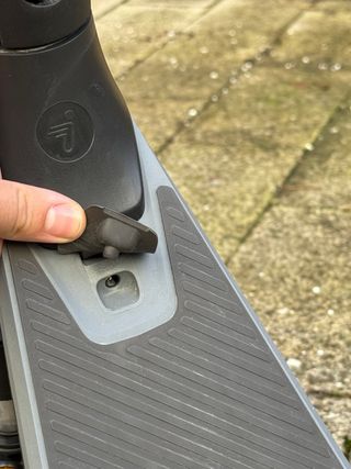 Ninebot eKickScooter E2