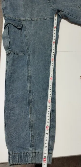 Pantalón cargo vaquero